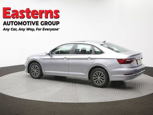 Used 2020 Volkswagen Jetta SE w/ SE Cold Weather Package FWD image 63
