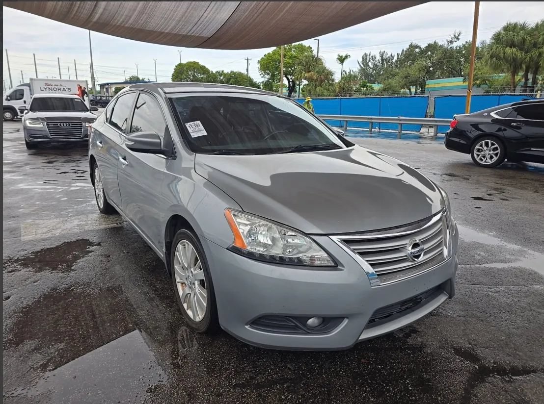 Used 2013 Nissan Sentra SL w/ Premium Pkg FWD image 3