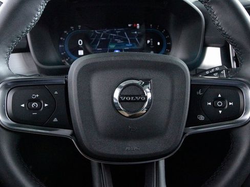 Certified 2025 Volvo XC40 B5 Core w/ Climate Package image 16