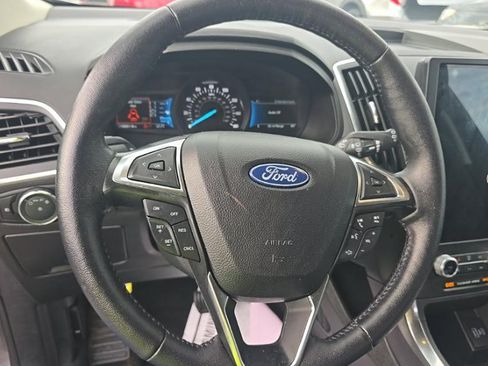 Used 2024 Ford Edge Titanium AWD/4WD image 5