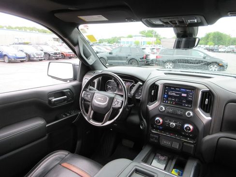Used 2020 GMC Sierra 1500 AT4 w/ AT4 Premium Package AWD/4WD image 28