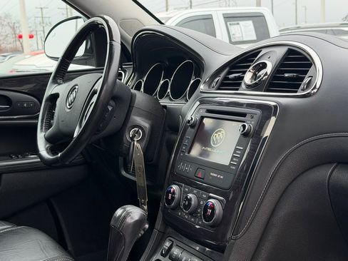 Used 2016 Buick Enclave Leather image 17