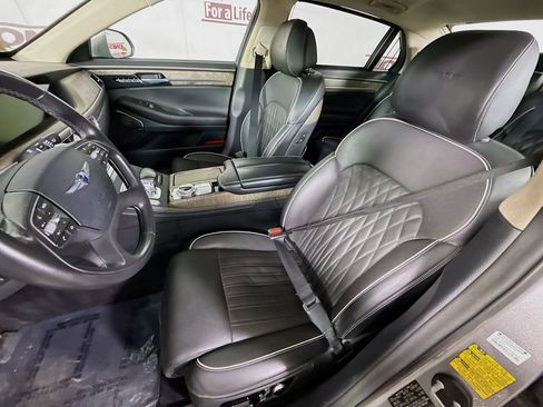 Used 2022 Genesis G90 3.3T Premium AWD/4WD image 27