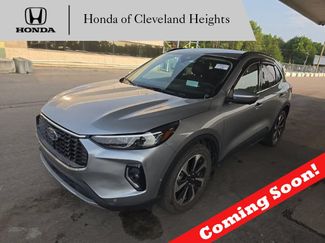 Used 2023 Ford Escape Platinum w/ Premium Technology Package AWD/4WD video 1