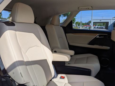 Used 2022 Lexus RX 350L FWD w/ Premium Package image 36