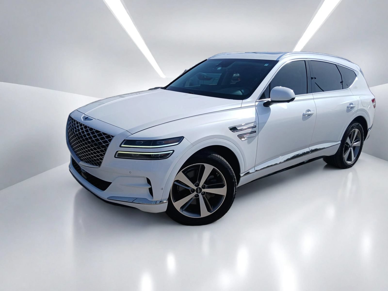 Used 2021 Genesis GV80 2.5T w/ Advanced Package 02 AWD/4WD image 2