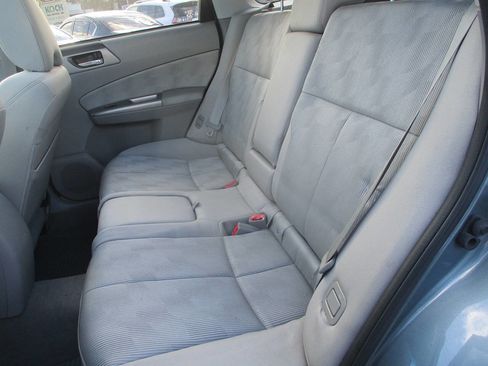 Used 2010 Subaru Forester 2.5X Premium image 7
