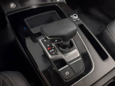 Used 2023 Audi Q5 2.0T Premium w/ Convenience Package image 25