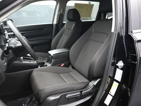 Used 2026 Honda CR-V LX image 5