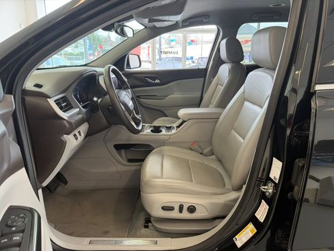 Used 2023 GMC Acadia SLT AWD/4WD image 25