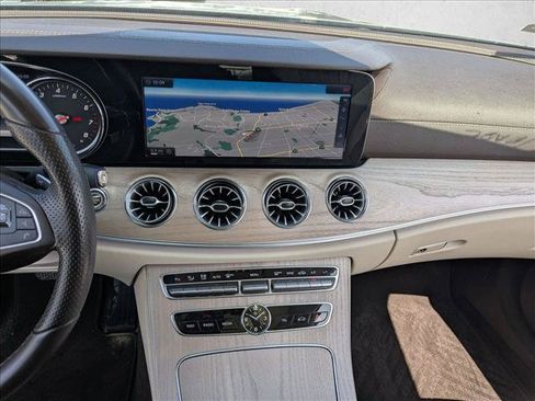 Used 2018 Mercedes-Benz E 400 Coupe image 12