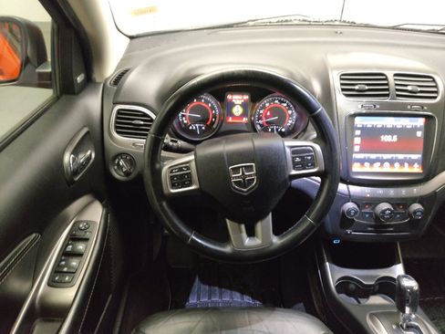 Used 2017 Dodge Journey Crossroad w/ Rear Seat Video Group I FWD image 22