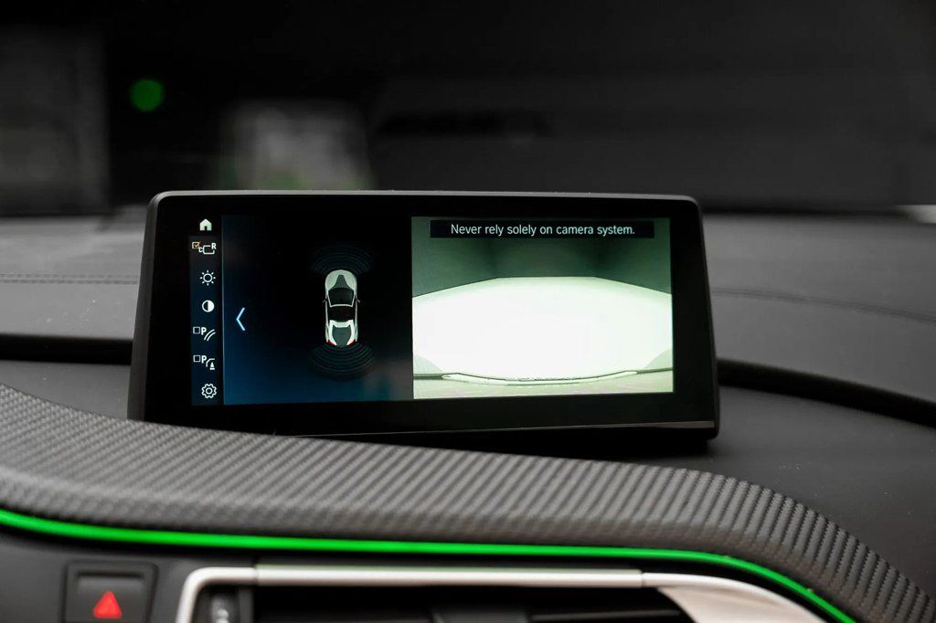 Used 2019 BMW i8 Roadster AWD/4WD image 56