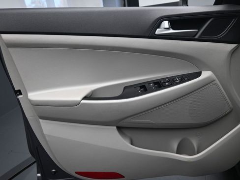 Used 2021 Hyundai Tucson Value image 19