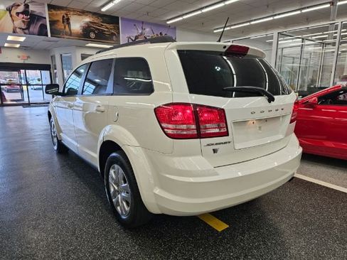 Used 2018 Dodge Journey SE image 6