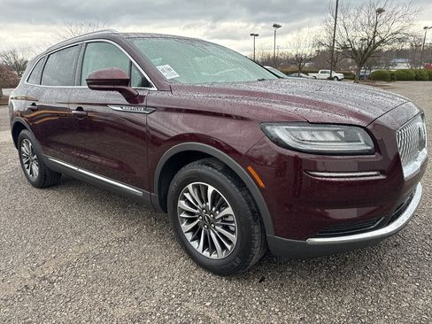 Certified 2023 Lincoln Nautilus AWD image 11