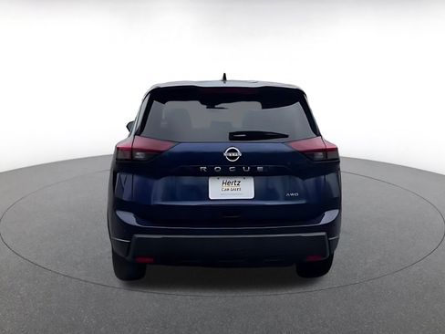Used 2025 Nissan Rogue SV AWD/4WD image 12