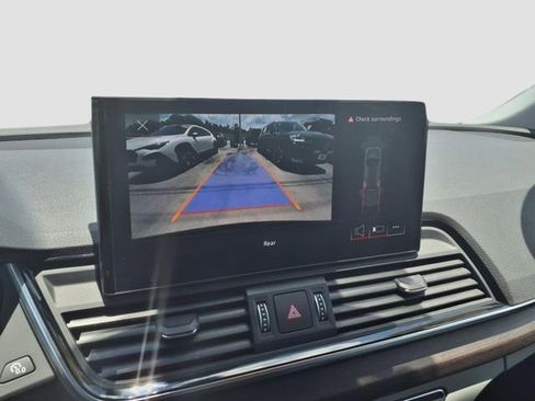 Used 2022 Audi Q5 e Premium image 22