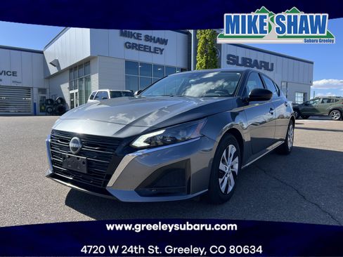 Used 2024 Nissan Altima 2.5 S image 1