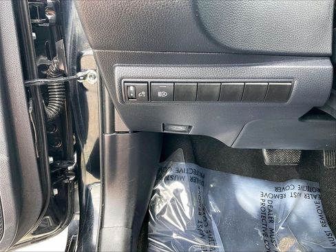 Certified 2024 Toyota Corolla LE FWD image 25