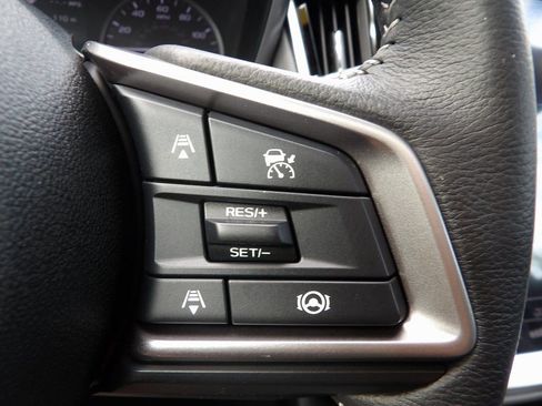 Used 2023 Subaru Outback Onyx Edition image 18