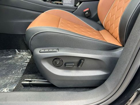 New 2026 Volkswagen Tiguan SEL R-Line AWD/4WD image 16