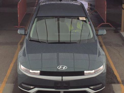 Used 2023 Hyundai Ioniq 5 SEL AWD/4WD image 3