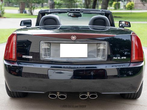 Used 2006 Cadillac XLR RWD image 5