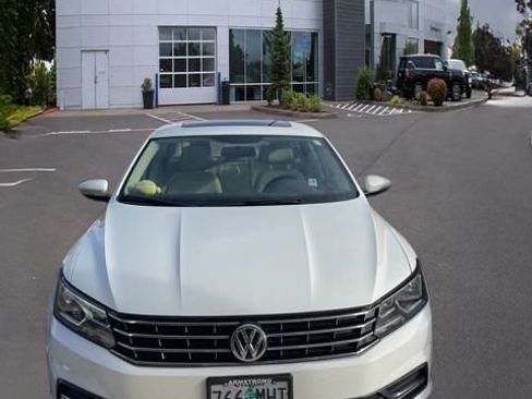 Used 2017 Volkswagen Passat 1.8T SE image 17