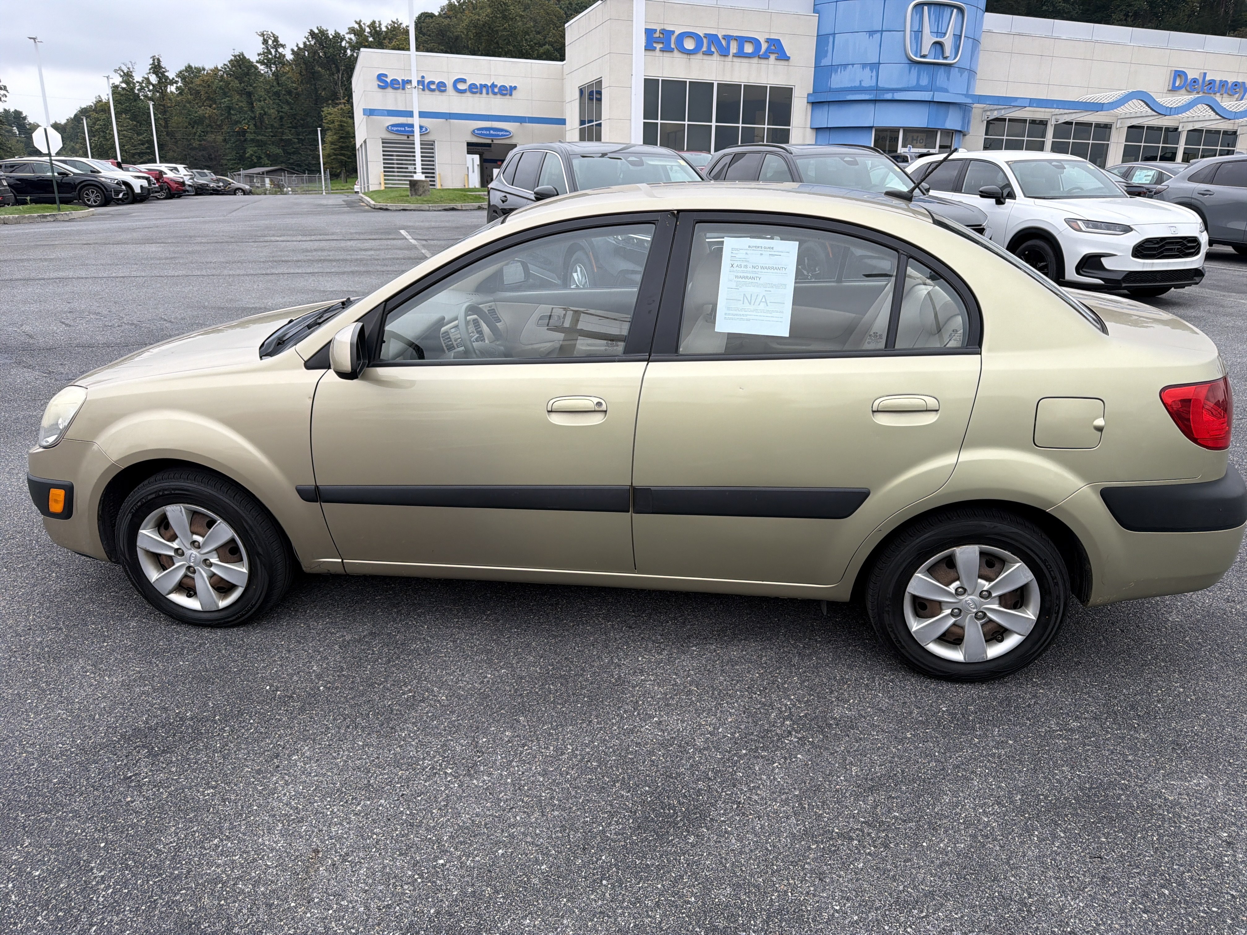 Used 2009 Kia Rio LX FWD image 10