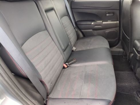 Used 2025 Mitsubishi Outlander Sport SE AWD/4WD image 23