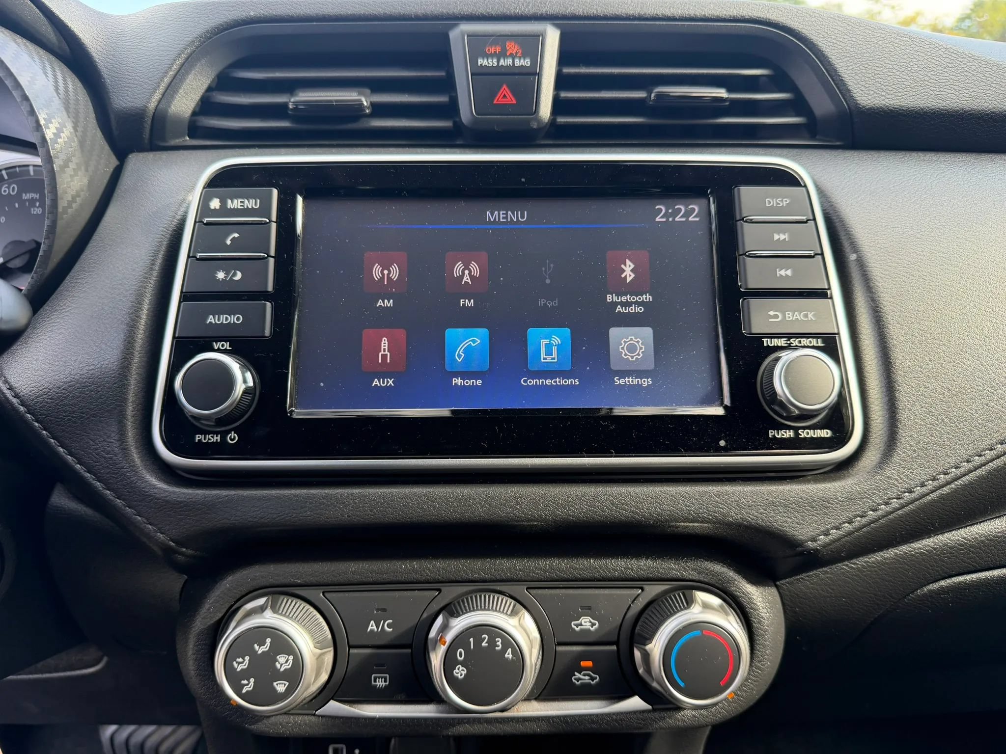 Used 2025 Nissan Versa S FWD image 18