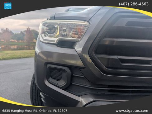 Used 2016 Toyota Tacoma SR image 6