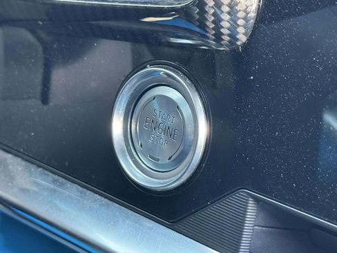 Used 2021 Chevrolet Corvette Stingray Premium Conv w/ Z51 Performance Package image 27