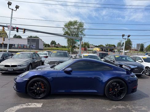 Used 2021 Porsche 911 Carrera w/ Premium Package RWD image 6