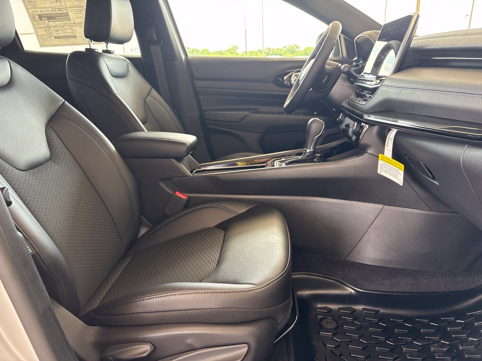 New 2026 Jeep Compass Latitude AWD/4WD image 17