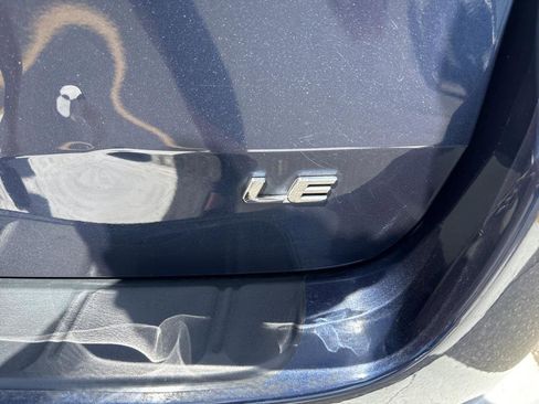 Used 2018 Toyota Sienna LE image 21