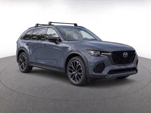 Certified 2025 MAZDA CX-70 3.3 Turbo S w/ Premium Plus AWD/4WD image 2