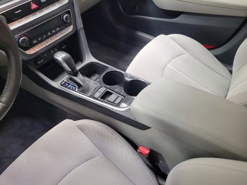 Used 2018 Hyundai Sonata SEL w/ Tech Package 04 image 26