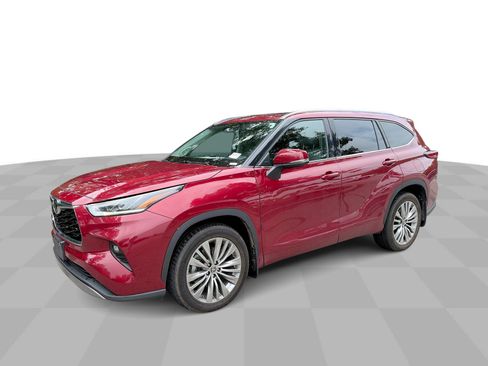 Used 2022 Toyota Highlander Platinum AWD/4WD image 5
