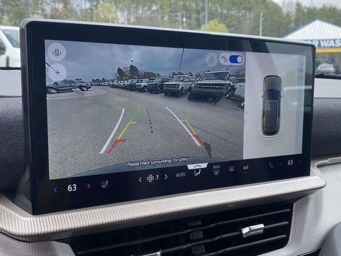 New 2026 Ford Explorer Active w/ Active Comfort Package RWD image 15