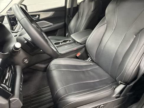 Used 2025 Acura MDX w/ Technology Package FWD image 10