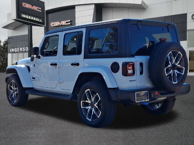 Used 2024 Jeep Wrangler Unlimited AWD/4WD image 22