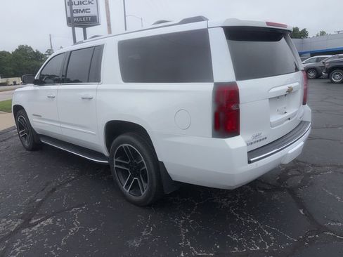 Used 2020 Chevrolet Suburban Premier AWD/4WD image 3