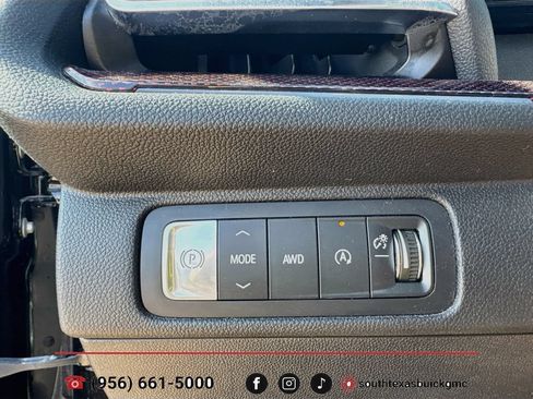 Used 2024 Chevrolet Traverse Z71 w/ LPO, Floor Liner Package AWD/4WD image 21