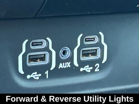 Used 2024 RAM 3500 Laramie w/ Night Edition image 36