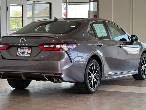 Certified 2023 Toyota Camry SE FWD image 4