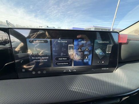 New 2026 Nissan Kicks SR w/ Cold Weather Package image 16