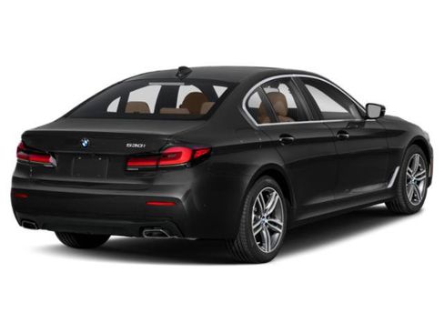 Used 2021 BMW 530i w/ Premium Package RWD image 5