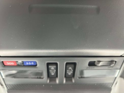 New 2026 Subaru Outback Touring XT w/ Touring Package AWD/4WD image 17